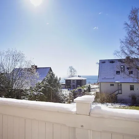In Ruhiger Lage, Mit Meerblick - Am Sonnenhang 02 Goehren (Ruegen)