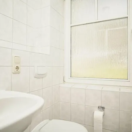 Apartment In Ruhiger Lage, Mit Meerblick - Am Sonnenhang 02 *
